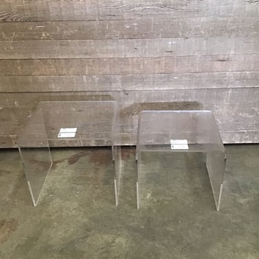 Acrylic Nesting Table Pair (Tacoma)