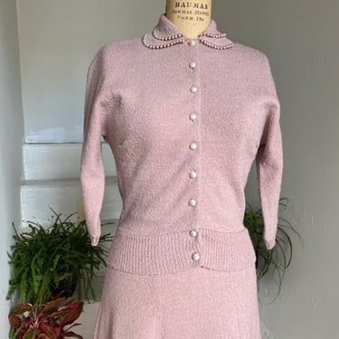 Sweet and Rare Late 1950s Knit Set in Soft Lavender Pastel Vintage Pearl Trim 36 Bust Vintage 