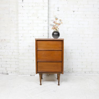 Vintage MCM small 3 drawer cabinet / end table / storage with laminated white top | Free delivery in NYC and Hudson Valley areas 