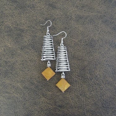Brown mother of pearl shell earrings 