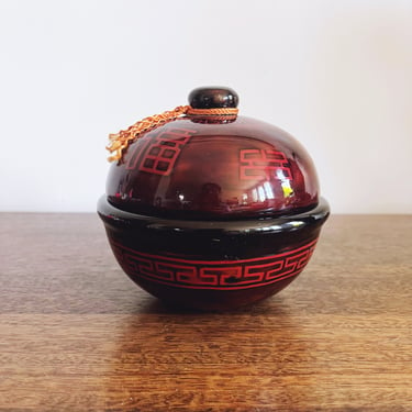 Vintage Vietnamese Lacquerware Wooden Box 