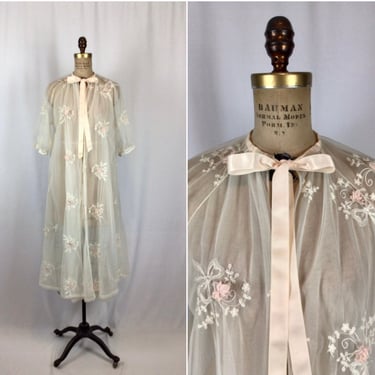 Vintage 50s robe | Vintage white chiffon floral house coat | 1950s Embroidered white bathrobe 