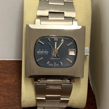 Vintage Kronotron Electra Calendar Watch 