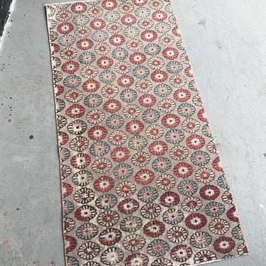 Gray Tan Flower Area Rug