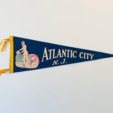 Vintage Atlantic City New Jersey Souvenir Pennant 