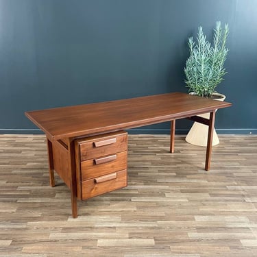 Mid-Century Modern Sculpted Walnut Executive Desk by Jens Risom, c.1960’s 