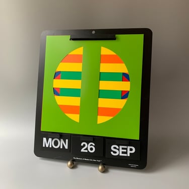 MoMA Perpetual Calendar Designed by Bill Reisinger 1987 