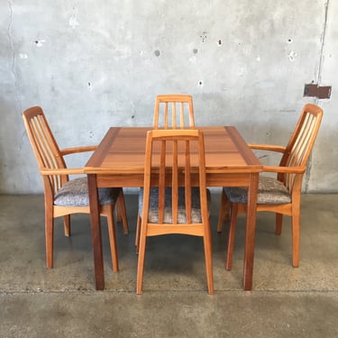 Mid Century Dining Table by Mobler with Four Chairs by Benny Linden