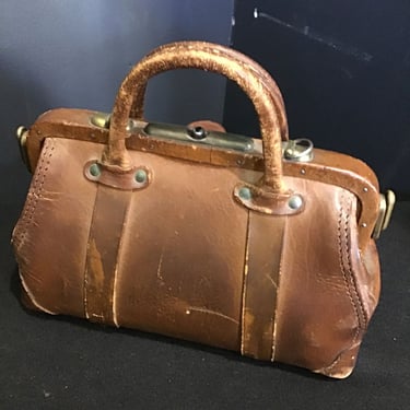 Vintage Leather Doctor’s Bag (Seattle)