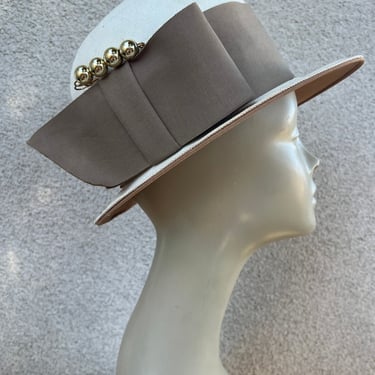 Vintage white straw bowler style hat wide taupe grosgrain ribbon accent and hat pin sz 22 by Bullocks L.A. 