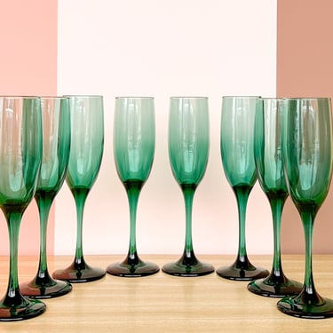 Set of Eight Emerald Champagne Flutes