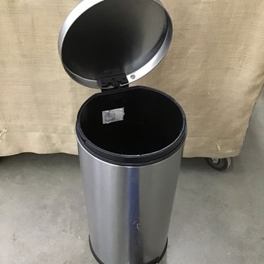 SimpleHuman Trash Can (Seattle)