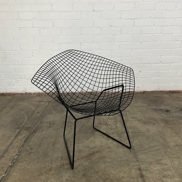 Diamond Chair by Harry Bertoia 