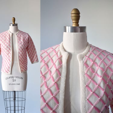 Vintage Cream Pink Knit Cardigan / 1960s Cream Knit Cardigan / Womens Vintage Cardigan Small / 1950s Cardigan Small 