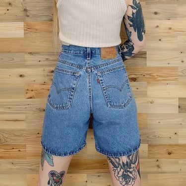 Levi's 550 Vintage Jean Shorts / Size 29 30 