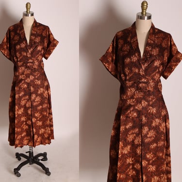 1940s Brown and Beige Short Sleeve Button Bodice Detail Short Sleeve Formal Acetate Plus Size Dress -2XL 