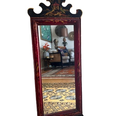 Vintage chinoiserie mirror - pagoda details 
