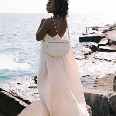 Abby Alley | The Big Sling Bag | Oyster