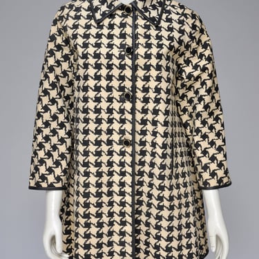 vintage 1960s mod black and white Bonnie Cashin houndstooth rain coat XS-M 