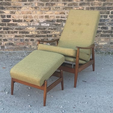 Mid-Century Modern Recliner and Ottoman by Milo Baughman for James Inc. 