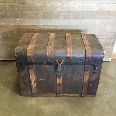 Antique Steamer Trunk (Tacoma)