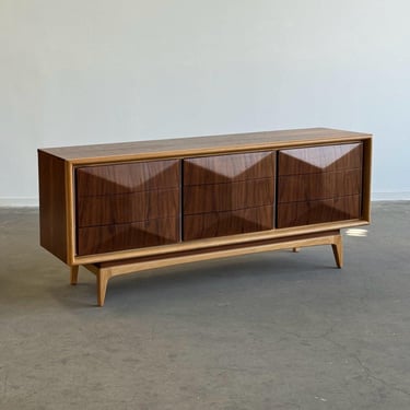 Diamond dresser by United Furniture 