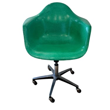 Modernica Case Study Green Rolling Arm Chair JB240-24