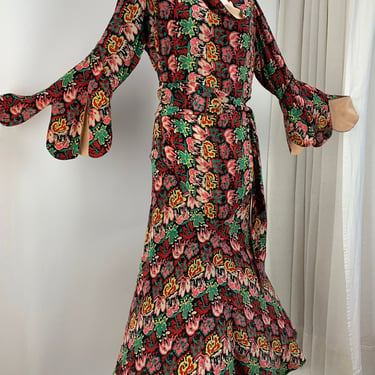 1930'S Bias Cut Printed Dress - Vivid Pattern on Beautiful Silk Fabric - Flared Tulip Sleeves & Skirt - Old Hollywood - Size Small to Medium 