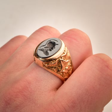 Men's 18K Hematite Intaglio Signet Ring, Gladiator Cameo Ring, Yellow Gold Leaf Motifs, Estate Jewelry, 9 US 
