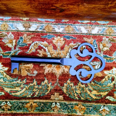 Neat Iron Key~Large Cast Metal Key Vintage 16" Black Iron Key to Display~Vintage Wall Decor~JewelsandMetals 