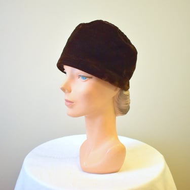 Vintage 1950s/60s Marche Brown Velvet Cloche Style Hat 