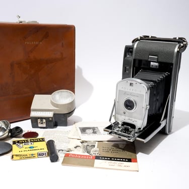 Polaroid Land Camera Model 150 Folding Bellows Camera 1950s 