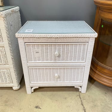 White Wicker 2-Drawer Side Table