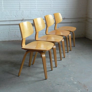 Vintage Mid Century Modern Thonet Plywood Chair (Set of 4) 