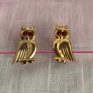 Small Owl Screw-Back Earrings with Red Rhinestone Eyes - 1960s 