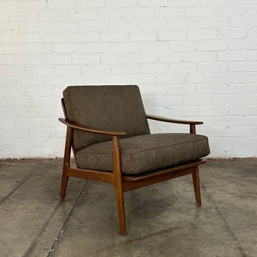 Mid century lounge chair 