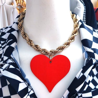 Lovecore Vintage 70s 80s Chunky Gold Chain Pendant Necklace with Red Wood Heart Pendant 