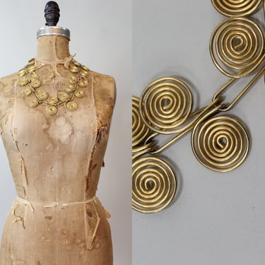 1970s PAPER CLIP gold swirl bib CHOKER necklace | new fall 