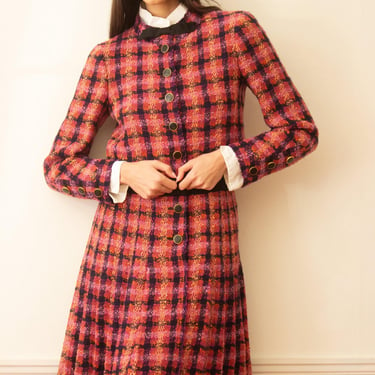 1960s Bespoke French Tweed Ensemble with Removeable Collar and Cuffs 