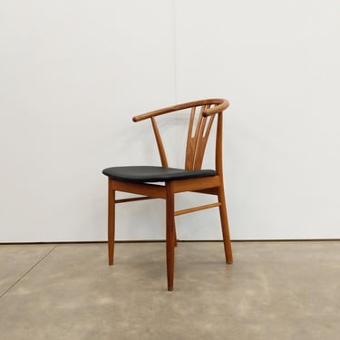 Vintage Danish Mid Century Modern Oak Chair 