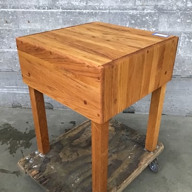 Solid Oak Kitchen Island (Seattle)