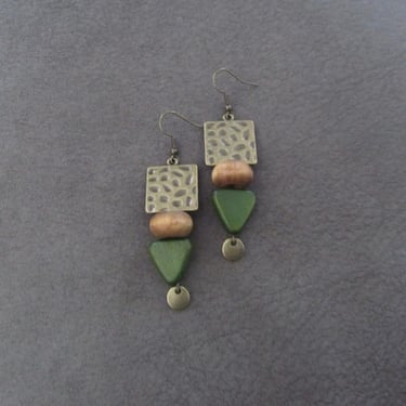 Natural wood earrings, hammered bronze dangle earrings, Afrocentric jewelry, African earrings, green earrings, animal print 