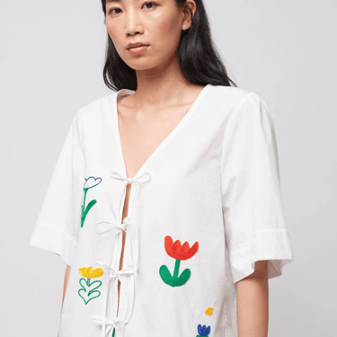 Garden embroidery tie blouse