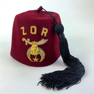 1940'S Shriner's Fez - ZOR -  Red Wool Felt with Black Tassel -  Ohio 