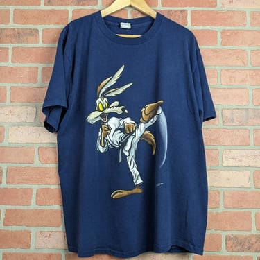 Vintage 90s Wile E. Coyote Karate ORIGINAL Cartoon Tee - Large 