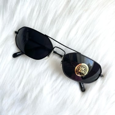 Vintage Black Frame Aviator Sunglasses 