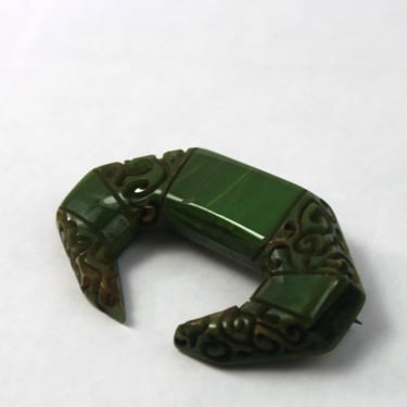 1940s Green Swirl Bakelite Carved Geometric Brooch Pin 