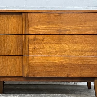 Mid-Century Danish Modern 9-Drawer Dresser / Credenza / TV Stand ~ By Stanley Furniture 
