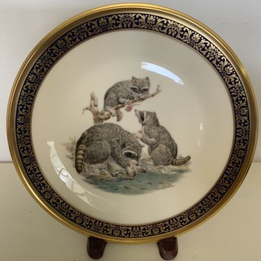 Lenox WOODLAND WILDLIFE Boehm Collectors' Plate 1973 of Raccoons, animal lover gifts, elegant decorator plate, raccoon lover gifts 