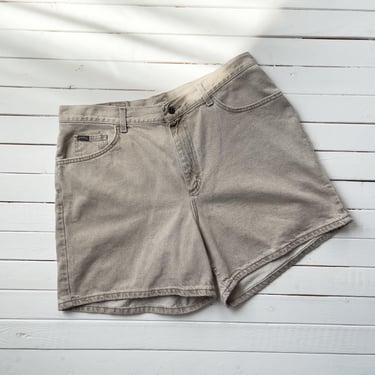 high rise jean shorts 90s vintage Riders high waisted beige shorts 